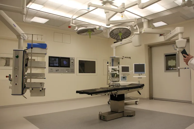Clinical Engineering & Hospital Technology